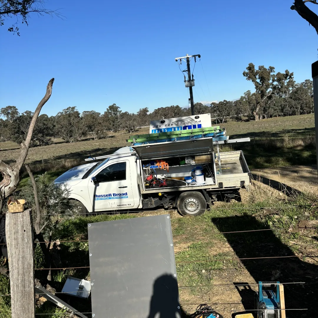 RB Solar & Electrical work ute on a rural Bendigo job